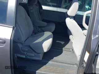 2019 Toyota Sienna LE Auto Access Seat with VIN 5TDKZ3DC9KS003158, listed as a IAAI auction lot 41661747 with 129,860 mi miles and . Bid and sale history available at DreamBid. Image 8.