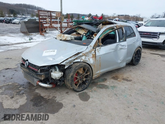 2016 Volkswagen Golf GTI SE w/Performance Pkg with VIN 3VW547AU1GM065836, listed as a IAAI auction lot 41612048 with 157,094 mi miles. Bid and sale history available at carsss.com. Image 18.