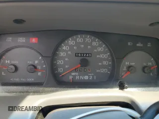 2000 Mercury Grand Marquis GS z VIN 2MEFM74W3YX679702, wystawiony jako Copart lot #58058175 z przebiegiem 161 245 mil mil oraz Szkoda całkowita • Salvage title. Historia ofert i sprzedaży dostępna na DreamBid. Obrazek 9.