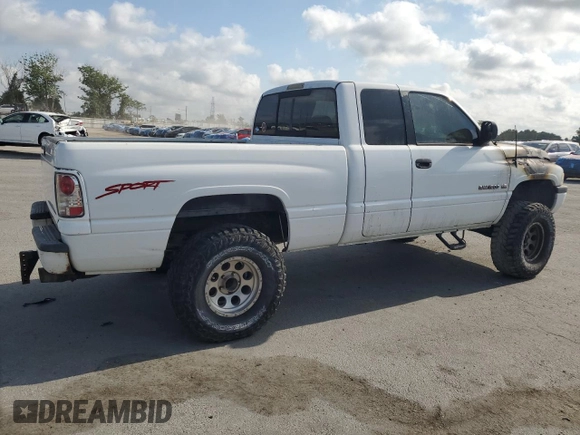 1998 Dodge 1500 with VIN 1B7HC13Y2WJ249842, listed as a Copart auction lot 55742775 with Not Provided miles and Non Repairable. Bid and sale history available at DreamBid. Image 3.