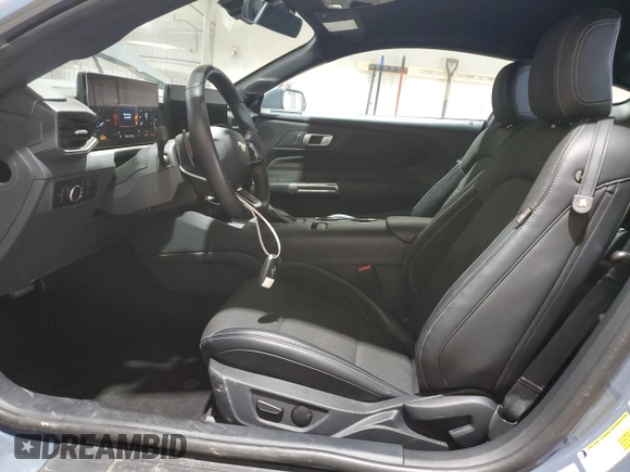 2024 Ford Mustang GT with VIN 1FA6P8CF7R5412104, listed as a Copart auction lot 61928465 with 19,933 mi miles and Salvage title. Bid and sale history available at DreamBid. Image 7.