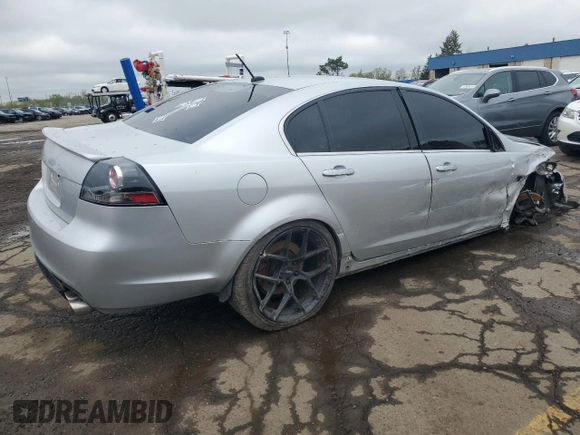 2009 Pontiac G8 GT z VIN 6G2EC57Y89L201198, wystawiony jako Copart lot #54964735 z przebiegiem 130 139 mil mil oraz Szkoda całkowita • Salvage title. Historia ofert i sprzedaży dostępna na DreamBid. Obrazek 3.