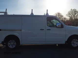 2018 Nissan NV SV with VIN 1N6AF0KY6JN804102, listed as a IAAI auction lot 42129247 with 172,032 mi miles. Bid and sale history available at carsss.com. Image 13.