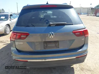 2018 Volkswagen Tiguan SEL with VIN 3VV3B7AX6JM001231, listed as a IAAI auction lot 41781659 with 137,930 mi miles and . Bid and sale history available at DreamBid. Image 16.