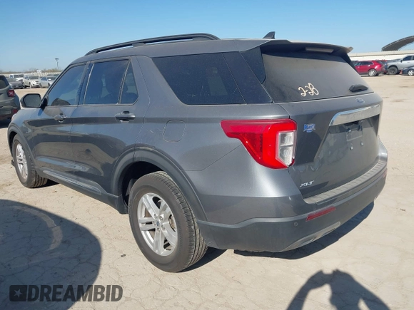 2023 Ford Explorer XLT with VIN 1FMSK7DH4PGB05813, listed as a IAAI auction lot 41761801 with 11,191 mi miles. Bid and sale history available at carsss.com. Image 3.