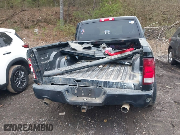 2017 Ram 1500 Express z VIN 1C6RR6KT8HS683418, wystawiony jako IAAI lot #41488810 z przebiegiem 137 659 mil mil oraz . Historia ofert i sprzedaży dostępna na DreamBid. Obrazek 16.