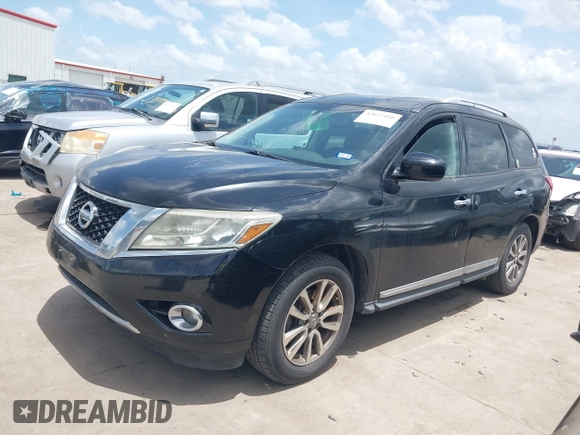 2014 Nissan Pathfinder Platinum with VIN 5N1AR2MN1EC640330, listed as a IAAI auction lot 42627110 with 131,536 mi miles and . Bid and sale history available at DreamBid. Image 2.