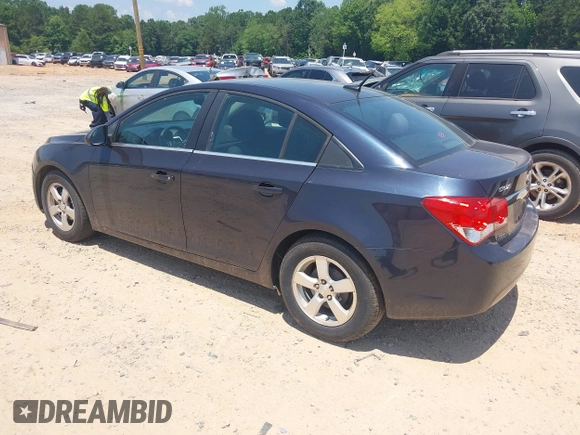 2014 Chevrolet Cruze 1LT with VIN 1G1PC5SB3E7187386, listed as a IAAI auction lot 42570385 with Not provided miles and . Bid and sale history available at DreamBid. Image 3.