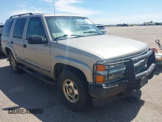 2000 Chevrolet Tahoe Z71 с VIN 1GNEK13R0YR149121, выставлен на аукционе IAAI как лот 42707035 с пробегом 289 219 миль миль и . История ставок и продаж доступна на DreamBid. Изображение 1.