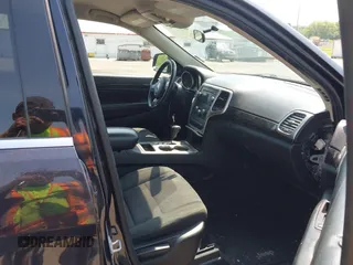 2011 Jeep Grand Cherokee Laredo with VIN 1J4RR4GG2BC550934, listed as a IAAI auction lot 42467947 with 198,904 mi miles and . Bid and sale history available at DreamBid. Image 5.