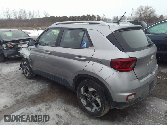2024 Hyundai Venue Limited with VIN KMHRC8A30RU300497, listed as a IAAI auction lot 41732907 with 8,104 mi miles and . Bid and sale history available at DreamBid. Image 3.
