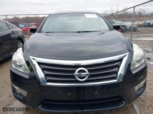 2015 Nissan Altima 2.5 S with VIN 1N4AL3AP3FC291776, listed as a IAAI auction lot 41833339 with 101,683 mi miles. Bid and sale history available at carsss.com. Image 13.