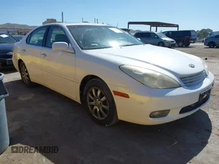 2004 Lexus ES 330 with VIN JTHBA30G645028767, listed as a IAAI auction lot 42150538 with 163,449 mi miles. Bid and sale history available at carsss.com. Image 1.