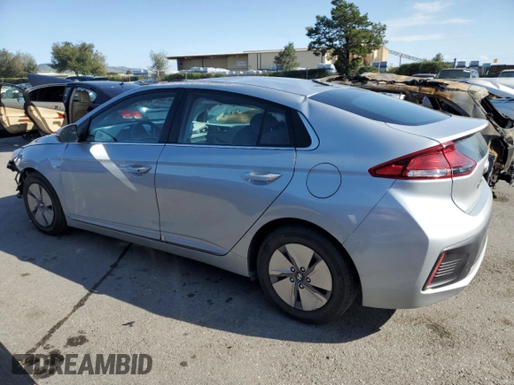 2020 Hyundai Ioniq SE with VIN KMHC75LC7LU241476, listed as a Copart auction lot 48621135 with 21,530 mi miles and Salvage title. Bid and sale history available at DreamBid. Image 2.