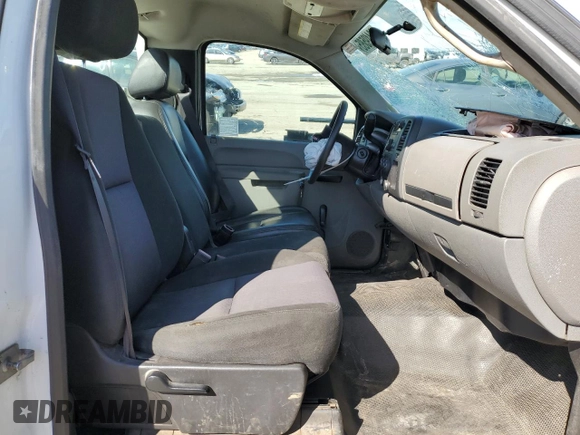 2013 GMC Sierra 1500 with VIN 1GD01ZCG6DF146248, listed as a Copart auction lot 49449585 with 124,679 mi miles and Salvage Title. Bid and sale history available at DreamBid. Image 10.