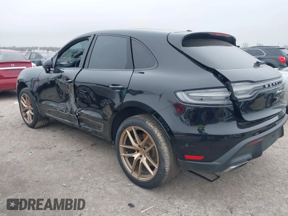 2022 Porsche Macan with VIN WP1AA2A52NLB06879, listed as a IAAI auction lot 41529228 with 34,309 mi miles and . Bid and sale history available at DreamBid. Image 3.