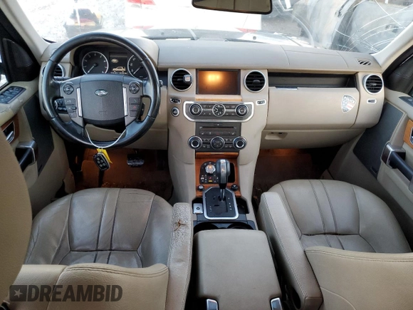 2011 Land Rover LR4 HSE с VIN SALAG2D48BA575459, выставлен на аукционе Copart как лот 84969554 с пробегом 145 368 миль миль и Списание • Salvage title. История ставок и продаж доступна на DreamBid. Изображение 8.