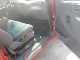 2003 Ford F-150 XL с VIN 1FTRF17283NA07577, выставлен на аукционе Copart как лот 58511645 с пробегом 203 833 миль миль и Списание • Salvage title. История ставок и продаж доступна на DreamBid. Изображение 8.