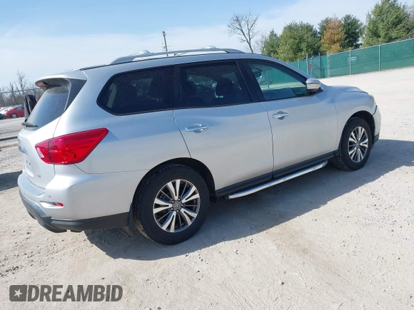 2019 Nissan Pathfinder SL with VIN 5N1DR2MN0KC583160, listed as a IAAI auction lot 41811725 with 81,682 mi miles and . Bid and sale history available at DreamBid. Image 4.