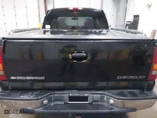 2001 Chevrolet Silverado 1500 LS with VIN 2GCEK19T211104966, listed as a IAAI auction lot 41522754 with 240,384 mi miles. Bid and sale history available at carsss.com. Image 16.
