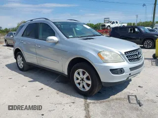2007 Mercedes-Benz M 350 with VIN 4JGBB86E37A232998, listed as a IAAI auction lot 41750068 with 150,124 mi miles and . Bid and sale history available at DreamBid. Image 1.