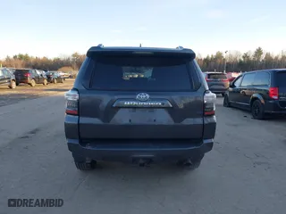 2017 Toyota 4Runner SR5 with VIN JTEBU5JR2H5415869, listed as a IAAI auction lot 40962324 with 104,143 mi miles. Bid and sale history available at carsss.com. Image 16.