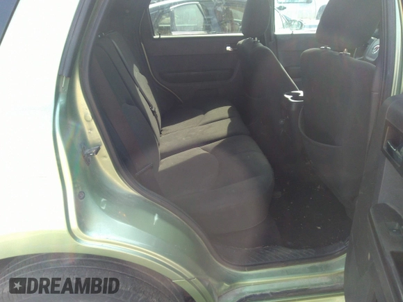 2008 Mercury Mariner с VIN 4M2CU81Z98KJ17423, выставлен на аукционе IAAI как лот 41784122 с пробегом 149 953 миль миль и . История ставок и продаж доступна на DreamBid. Изображение 8.