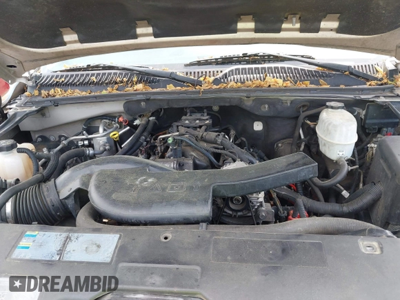 2005 Chevrolet Suburban Z71 with VIN 3GNFK16Z15G258117, listed as a IAAI auction lot 42178365 with 237,271 mi miles and . Bid and sale history available at DreamBid. Image 10.