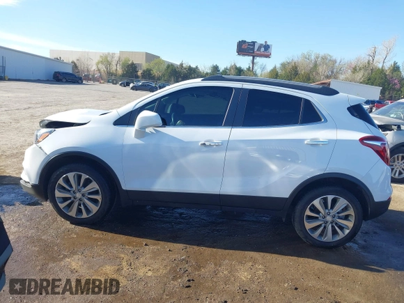2020 Buick Encore Preferred with VIN KL4CJASB2LB081715, listed as a IAAI auction lot 41880697 with 28,466 mi miles. Bid and sale history available at carsss.com. Image 14.