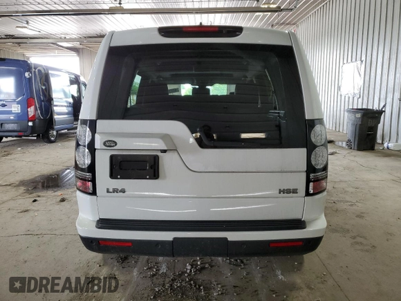 2015 Land Rover LR4 HSE with VIN SALAG2V69FA765647, listed as a Copart auction lot 62235365 with 145,443 mi miles and Clean title. Bid and sale history available at DreamBid. Image 6.