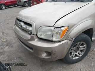 2005 Toyota Sequoia SR5 with VIN 5TDBT44A55S244712, listed as a IAAI auction lot 42037865 with 205,226 mi miles and . Bid and sale history available at DreamBid. Image 6.