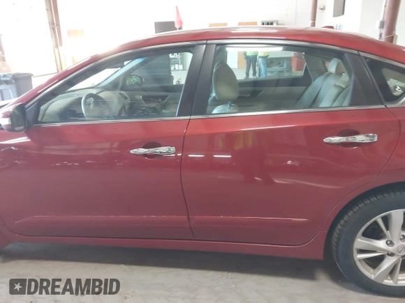 2014 Nissan Altima S with VIN 1N4AL3AP5EC270412, listed as a IAAI auction lot 41762094 with 181,907 mi miles and . Bid and sale history available at DreamBid. Image 14.
