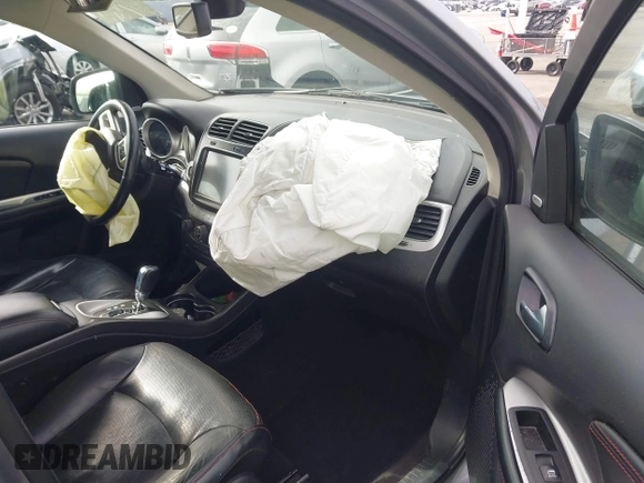2019 Dodge Journey GT with VIN 3C4PDDEG3KT738784, listed as a IAAI auction lot 41749896 with 101,524 mi miles and . Bid and sale history available at carsss.com. Image 5.