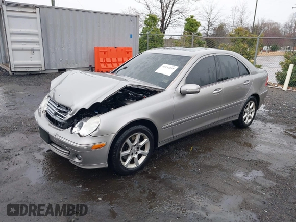 2007 Mercedes-Benz C 280 Luxury with VIN WDBRF92H27F882209, listed as a IAAI auction lot 41834105 with 174,656 mi miles and . Bid and sale history available at DreamBid. Image 2.