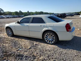 2009 Chrysler 300 with VIN 2C3LA63T59H583018, listed as a Copart auction lot 52827155 with 207,021 mi miles and Clean Title. Bid and sale history available at carsss.com. Image 2.