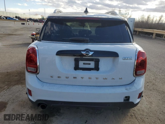 2017 MINI Countryman Cooper z VIN WMZYS7C38H3B62595, wystawiony jako Copart lot #45991465 z przebiegiem 114 430 mil mil oraz Szkoda całkowita • Salvage title. Historia ofert i sprzedaży dostępna na DreamBid. Obrazek 6.