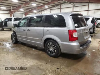 2014 Chrysler Town & Country S with VIN 2C4RC1HG0ER109089, listed as a Copart auction lot 49243395 with 117,568 mi miles and Clean Title. Bid and sale history available at carsss.com. Image 2.