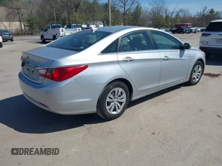 2012 Hyundai Sonata GLS with VIN 5NPEB4AC7CH331701, listed as a IAAI auction lot 42112081 with 122,050 mi miles. Bid and sale history available at carsss.com. Image 4.