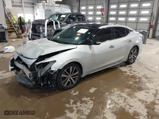 2019 Nissan Maxima SV with VIN 1N4AA6AV1KC373134, listed as a IAAI auction lot 41533752 with 119,634 mi miles. Bid and sale history available at carsss.com. Image 17.