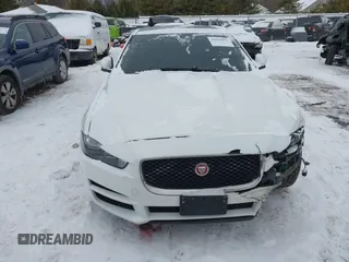 2017 Jaguar XE 25t z VIN SAJAR4BG4HA966709, wystawiony jako IAAI lot #41620077 z przebiegiem 91 859 mil mil oraz . Historia ofert i sprzedaży dostępna na DreamBid. Obrazek 12.