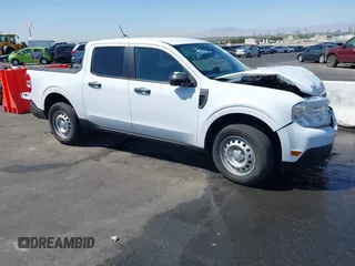 2024 Ford Maverick XL z VIN 3FTTW8A35RRA61649, wystawiony jako IAAI lot #42002436 z przebiegiem 11 780 mil mil oraz . Historia ofert i sprzedaży dostępna na DreamBid. Obrazek 1.
