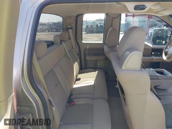 2005 Ford F-150 XLT with VIN 1FTPX14525NA78019, listed as a IAAI auction lot 41932381 with 170,153 mi miles. Bid and sale history available at carsss.com. Image 8.
