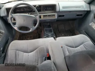 1994 Oldsmobile Cutlass z VIN 1G3WH55M2RD390391, wystawiony jako Copart lot #86277034 z przebiegiem 217 324 mil mil oraz Szkody całkowita. Historia ofert i sprzedaży dostępna na DreamBid. Obrazek 8.