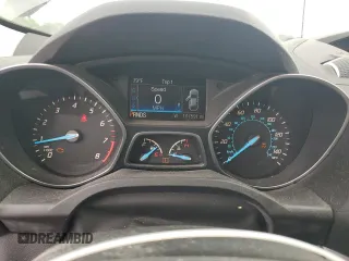 2016 Ford Escape SE z VIN 1FMCU9G97GUB40023, wystawiony jako Copart lot #61405935 z przebiegiem 107 591 mil mil oraz Czysty tytuł • Clean title. Historia ofert i sprzedaży dostępna na DreamBid. Obrazek 9.