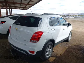 2020 Chevrolet Trax LT with VIN 3GNCJLSB4LL171777, listed as a IAAI auction lot 41789393 with 39,130 mi miles and . Bid and sale history available at DreamBid. Image 4.