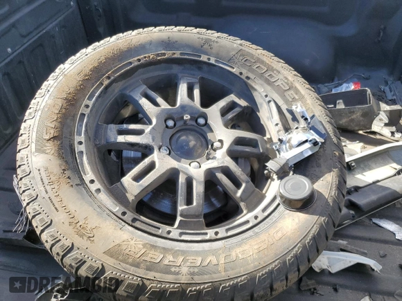 2014 Toyota Tundra SR5 z VIN 5TFDW5F18EX405499, wystawiony jako Copart lot #49188055 z przebiegiem 150 583 mil mil oraz Szkoda całkowita • Salvage title. Historia ofert i sprzedaży dostępna na DreamBid. Obrazek 12.