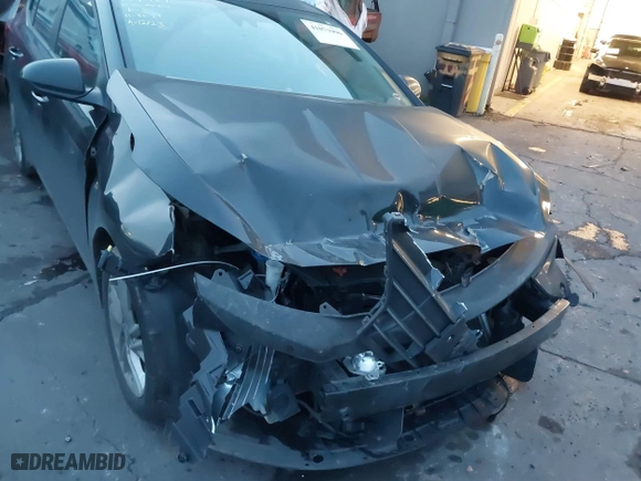 2019 Hyundai Elantra Preferred with VIN KMHD84LF9KU735813, listed as a IAAI auction lot 41073996 with 96,326 mi miles. Bid and sale history available at carsss.com. Image 6.