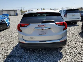 2021 GMC Terrain SLE z VIN 3GKALMEV6ML382992, wystawiony jako Copart lot #54299135 z przebiegiem 34 571 mil mil oraz Szkoda całkowita • Salvage title. Historia ofert i sprzedaży dostępna na DreamBid. Obrazek 6.