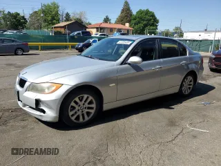 2007 BMW 3 Series 328xi z VIN WBAVC93527KX58684, wystawiony jako Copart lot #62036435 z przebiegiem 161 910 mil mil oraz Czysty tytuł • Clean title. Historia ofert i sprzedaży dostępna na DreamBid. Obrazek 1.