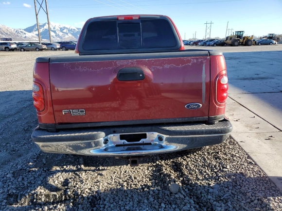 2002 Ford F-150 XLT with VIN 1FTRW08L02KB81578, listed as a Copart auction lot 47069215 with 201,148 mi miles and Salvage Title. Bid and sale history available at carsss.com. Image 6.